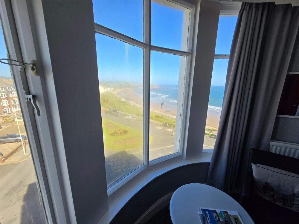 Family Room with Sea View