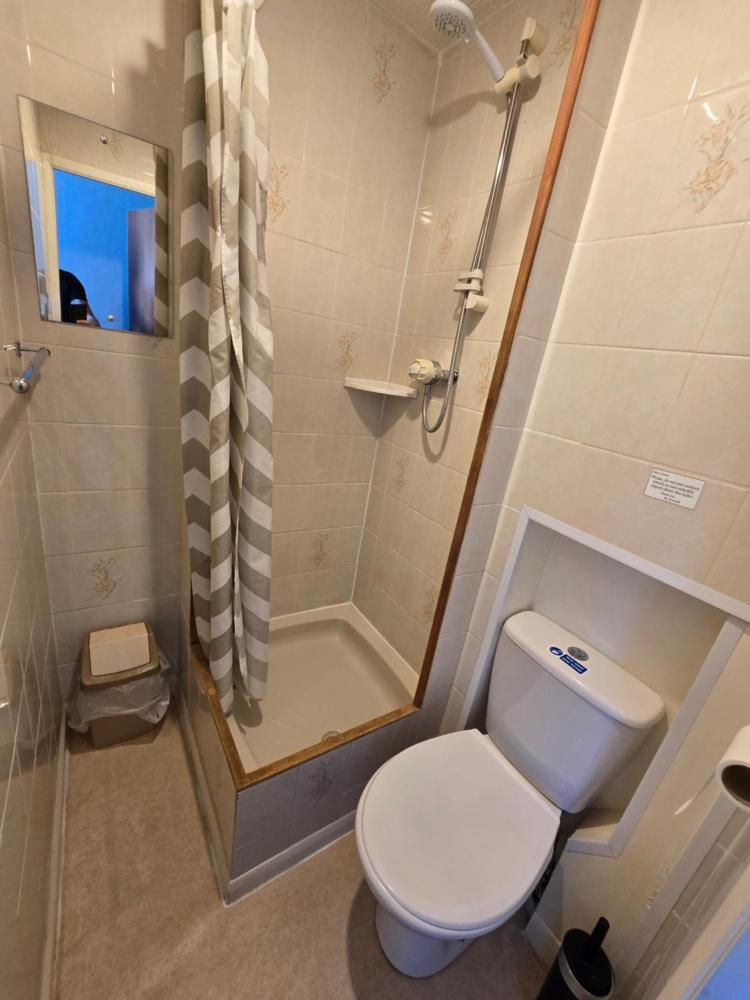 Single Room with Shower